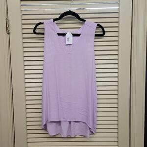 Violet and Claire Sleeveless Top - Size Large